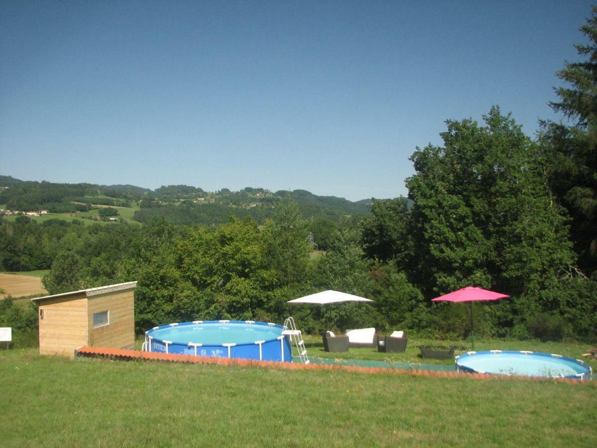 Camping La Vallee Verte Ambert Exterior foto